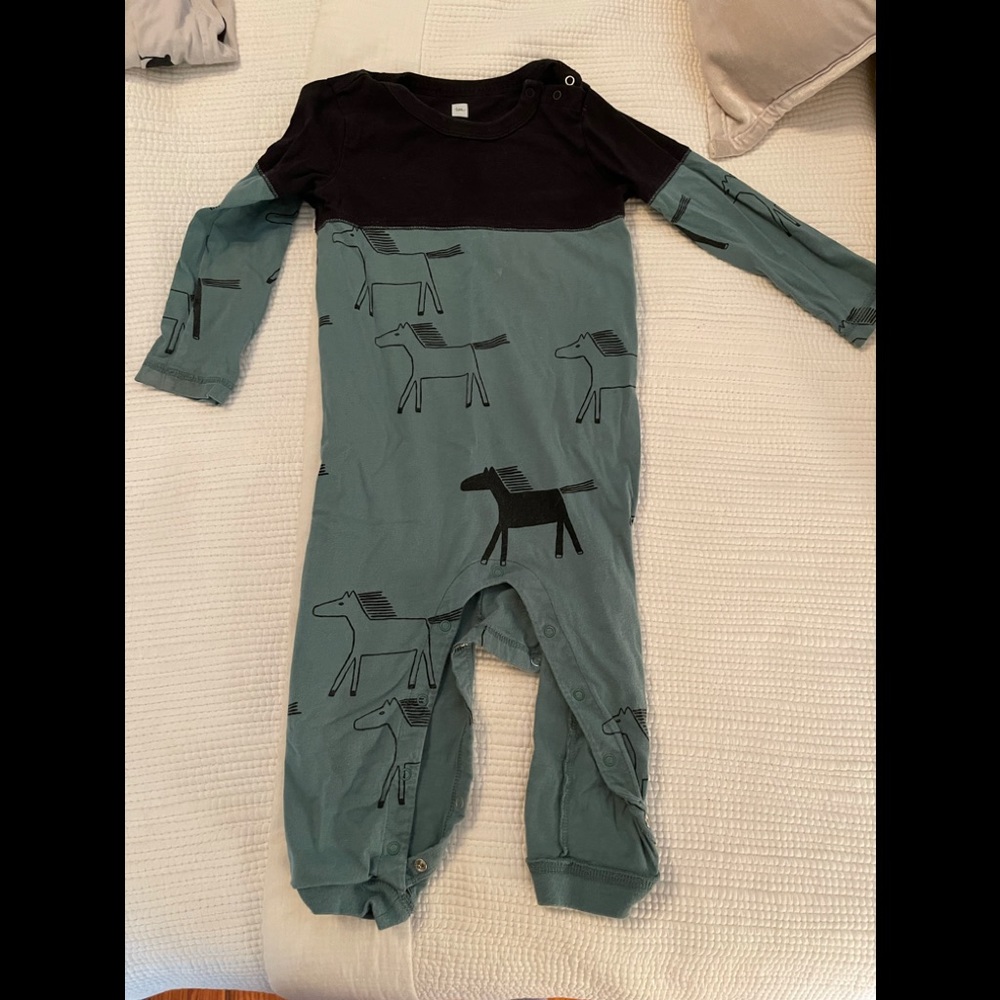 Yea collection 18-24 months romper- no stains